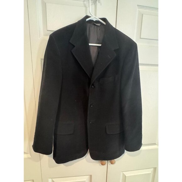 Banana Republic Men's Black Jacket - Picture 2 of 4